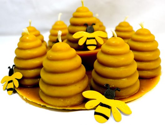 Katie and Kameron's behive beeswax kandle